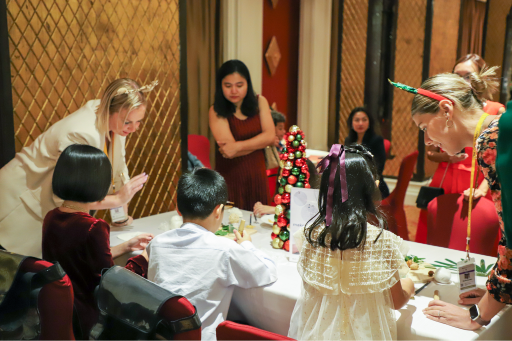 AMCHAM-Festive-Eggnog-24