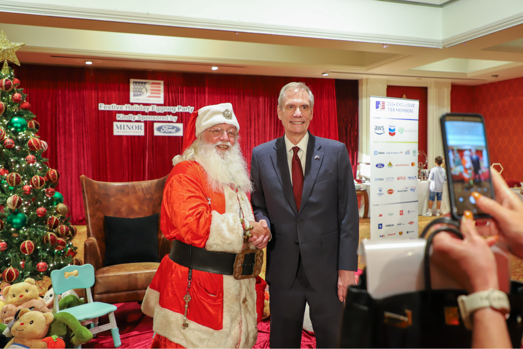 AMCHAM-Festive-Eggnog-25