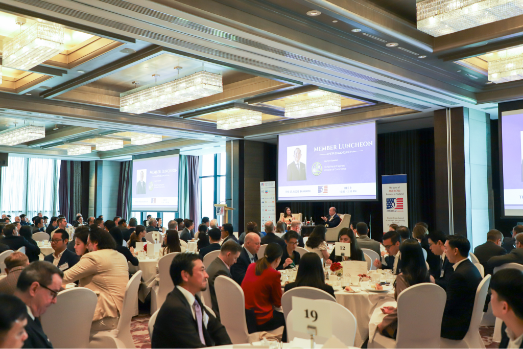 Member-Luncheon-with-the-Minister-of-Commerce-45
