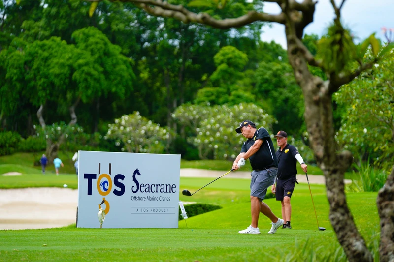 AMCHAM ChariTee Golf Tournament (9)