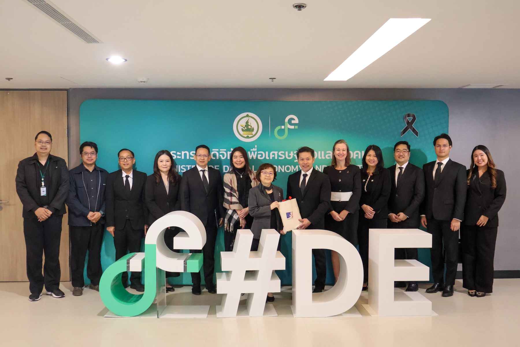 Roundtable Meeting with the Ministry of Digital Economy and Society-02