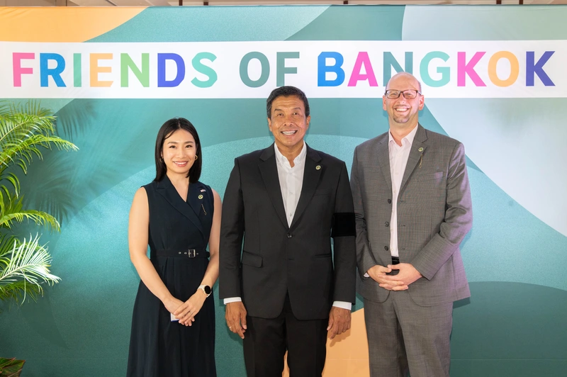 Friends of Bangkok (1)